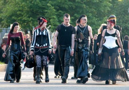 groupe d'ami(e) goth 